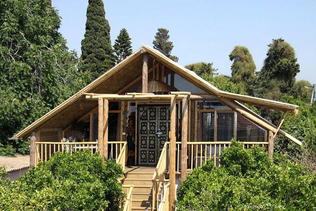 Hotel ביקתפוז וקלמנטינה- מתחם בקתות וסוויטות עם ג'קוזי פרטי ובריכה משותפת Liman Camera foto
